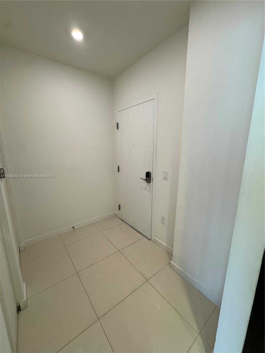 Small Image of 7875 NORTH WEST 107TH AVE #405, Doral Number 16