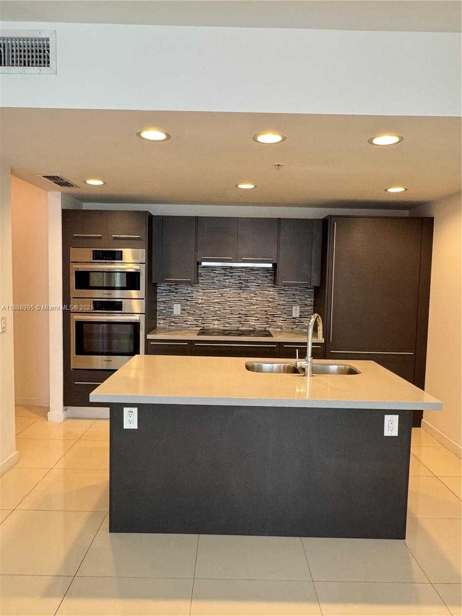 Small Image of 7875 NORTH WEST 107TH AVE #405, Doral Number 22