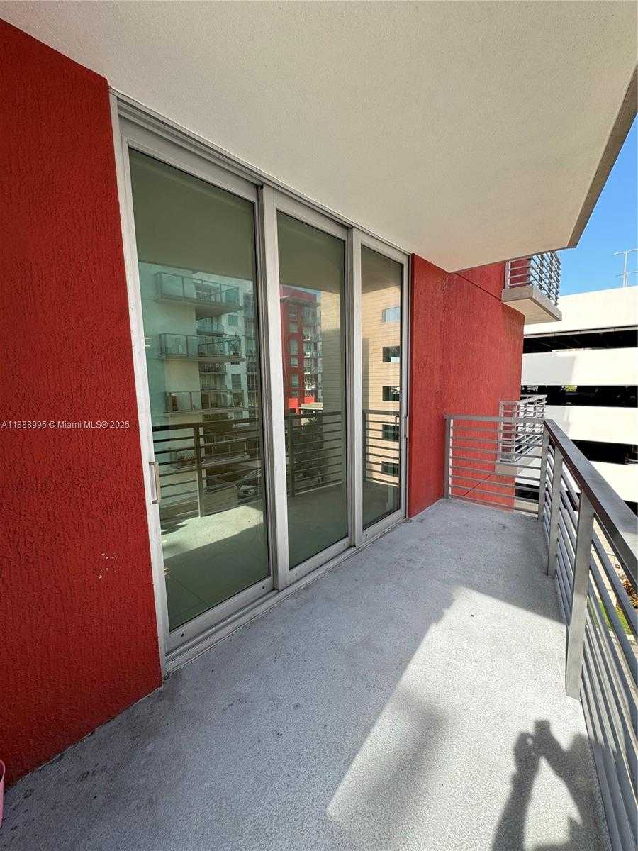 Small Image of 7875 NORTH WEST 107TH AVE #405, Doral Number 24