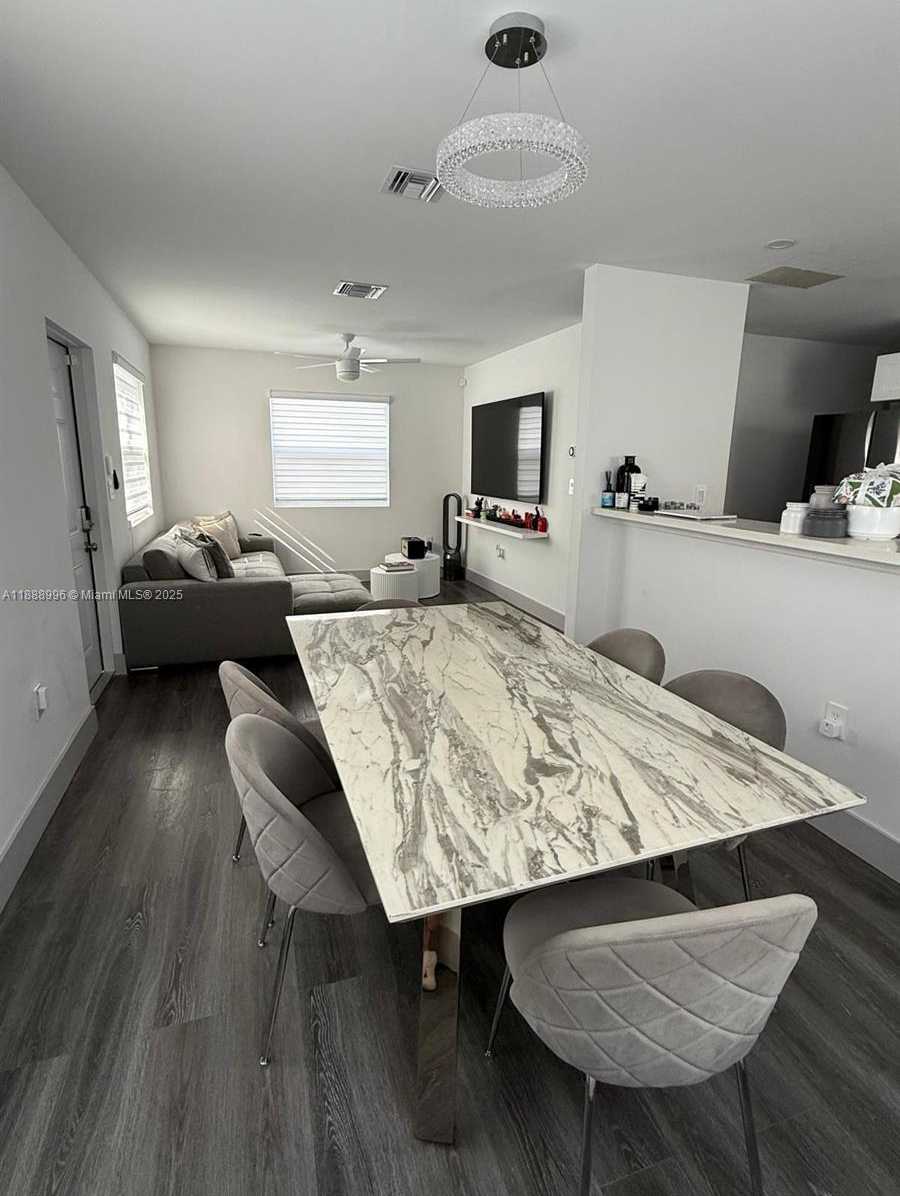 Small Image of 5629 NORTH WEST 31ST AVE, Miami Number 12