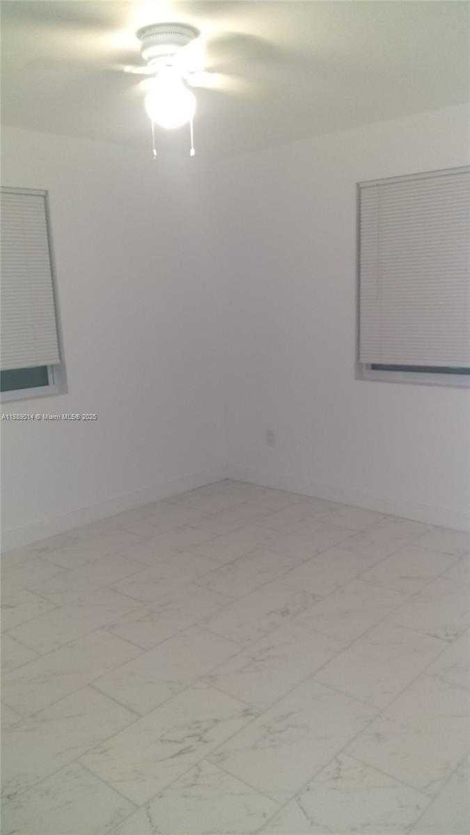 Small Image of 710 52ND ST, West Palm Beach Number 16
