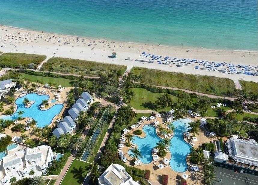 Small Image of 50 SOUTH POINTE DR #TWN2, Miami Beach Number 26
