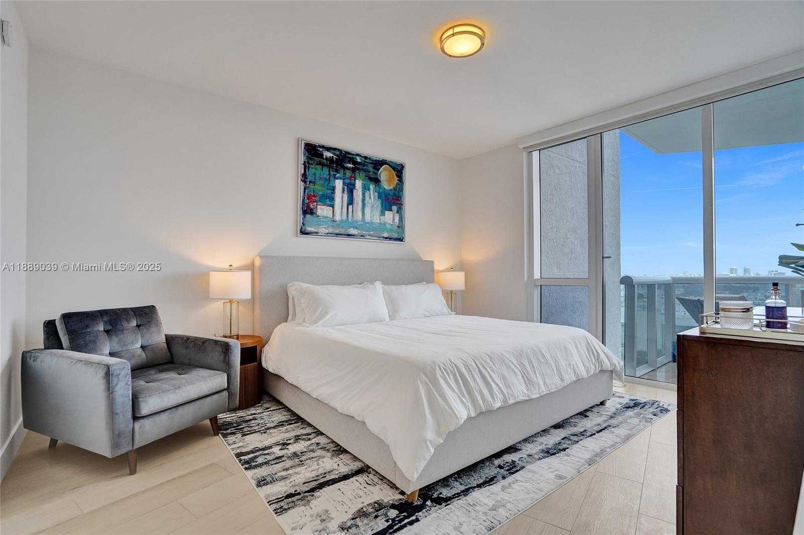 Small Image of 400 ALTON RD #1505, Miami Beach Number 9