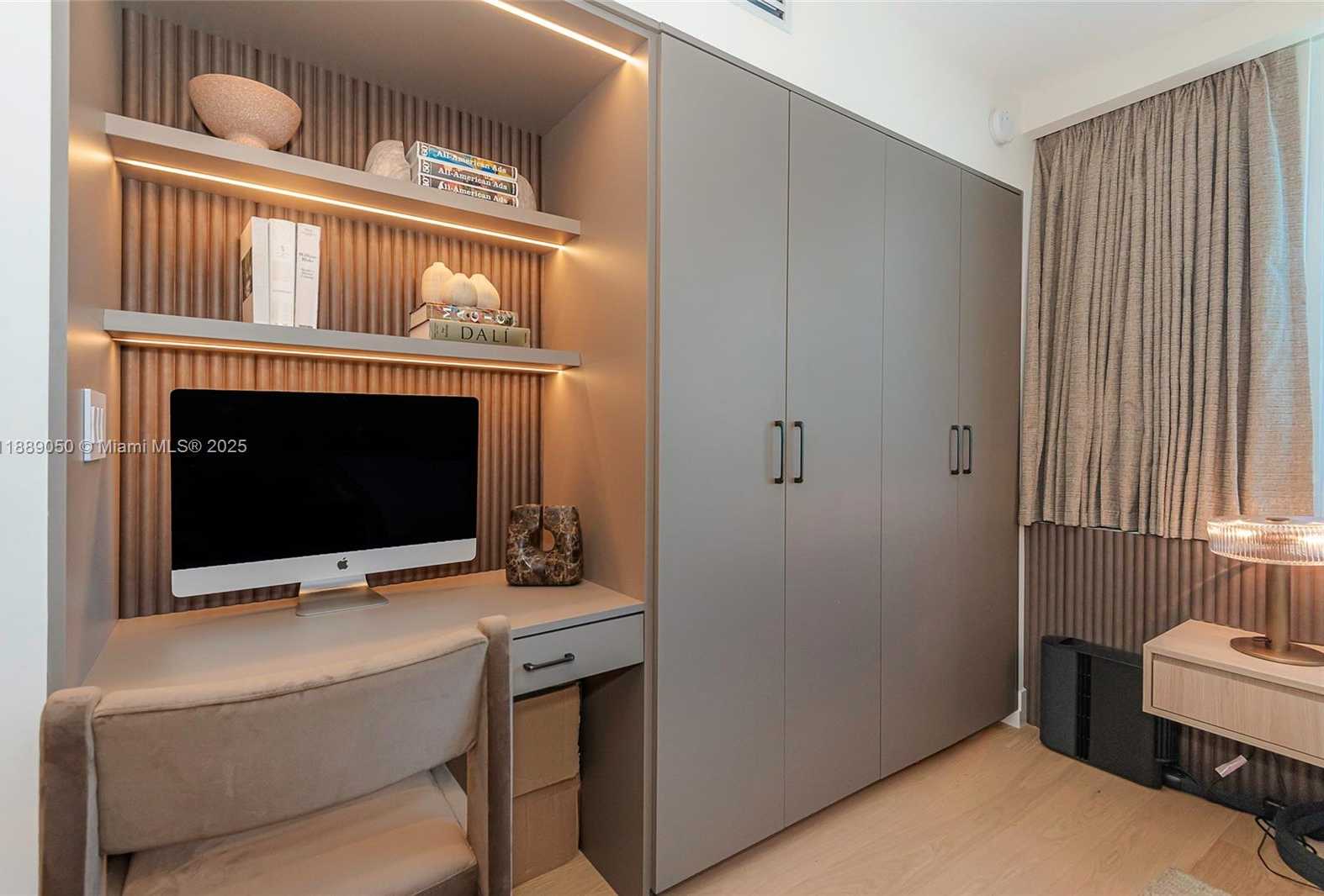 Small Image of 2301 COLLINS AVE #1527, Miami Beach Number 12