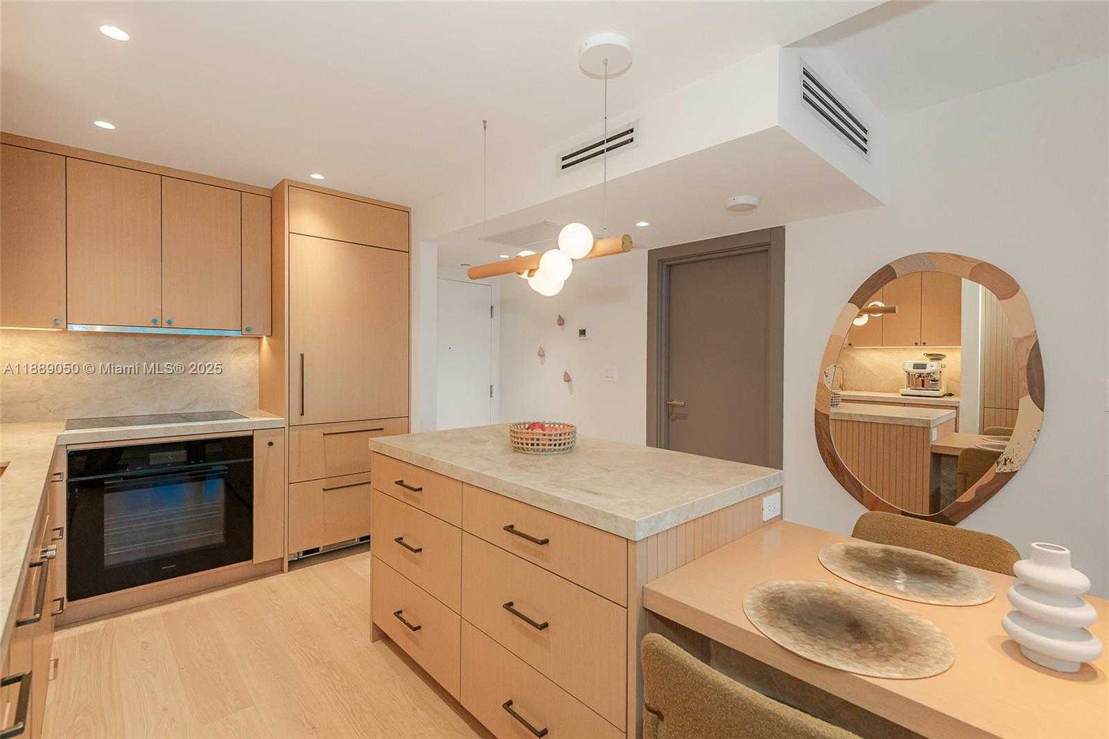 Small Image of 2301 COLLINS AVE #1527, Miami Beach Number 23