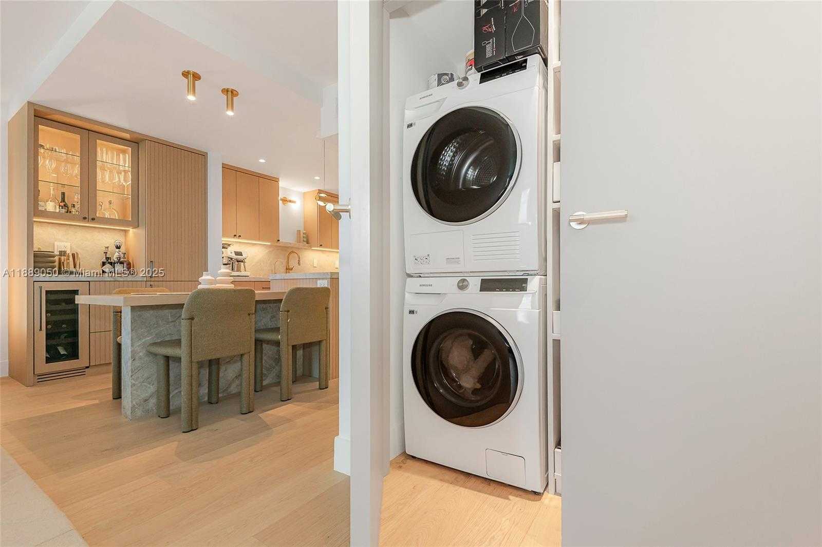 Small Image of 2301 COLLINS AVE #1527, Miami Beach Number 27