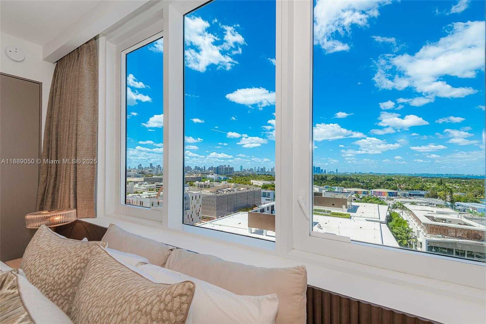 Small Image of 2301 COLLINS AVE #1527, Miami Beach Number 32