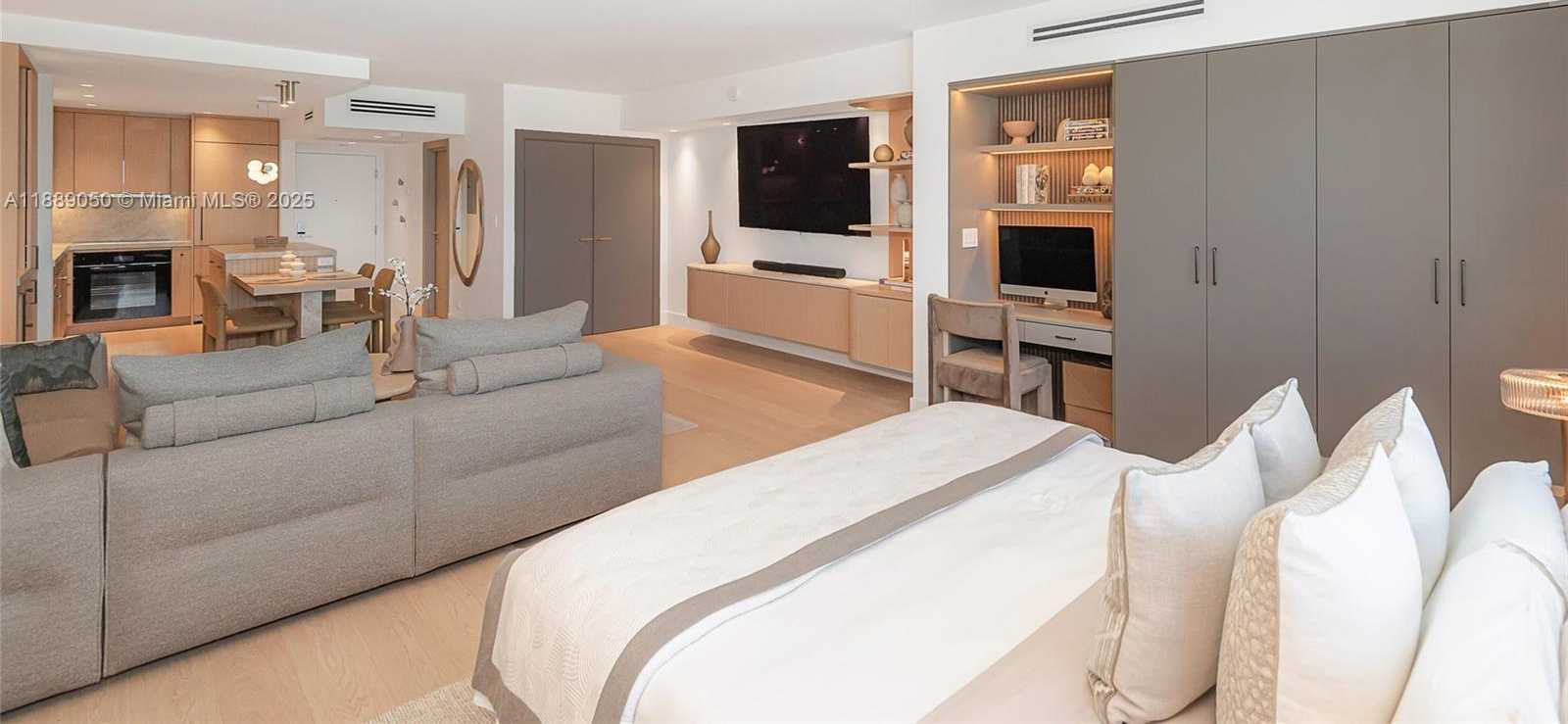 Small Image of 2301 COLLINS AVE #1527, Miami Beach Number 7