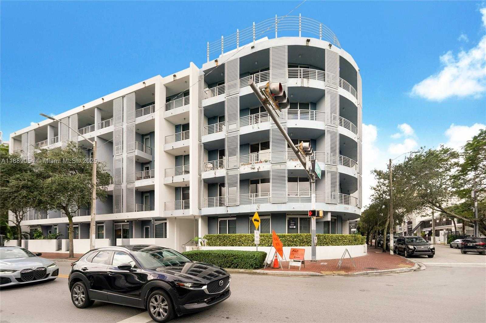 Small Image of 3339 VIRGINIA ST #329, Miami Number 13