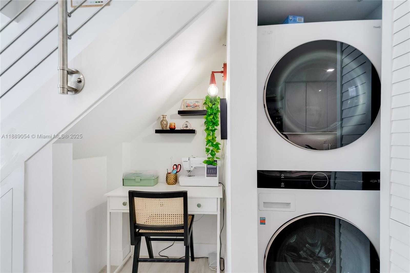Small Image of 3339 VIRGINIA ST #329, Miami Number 7