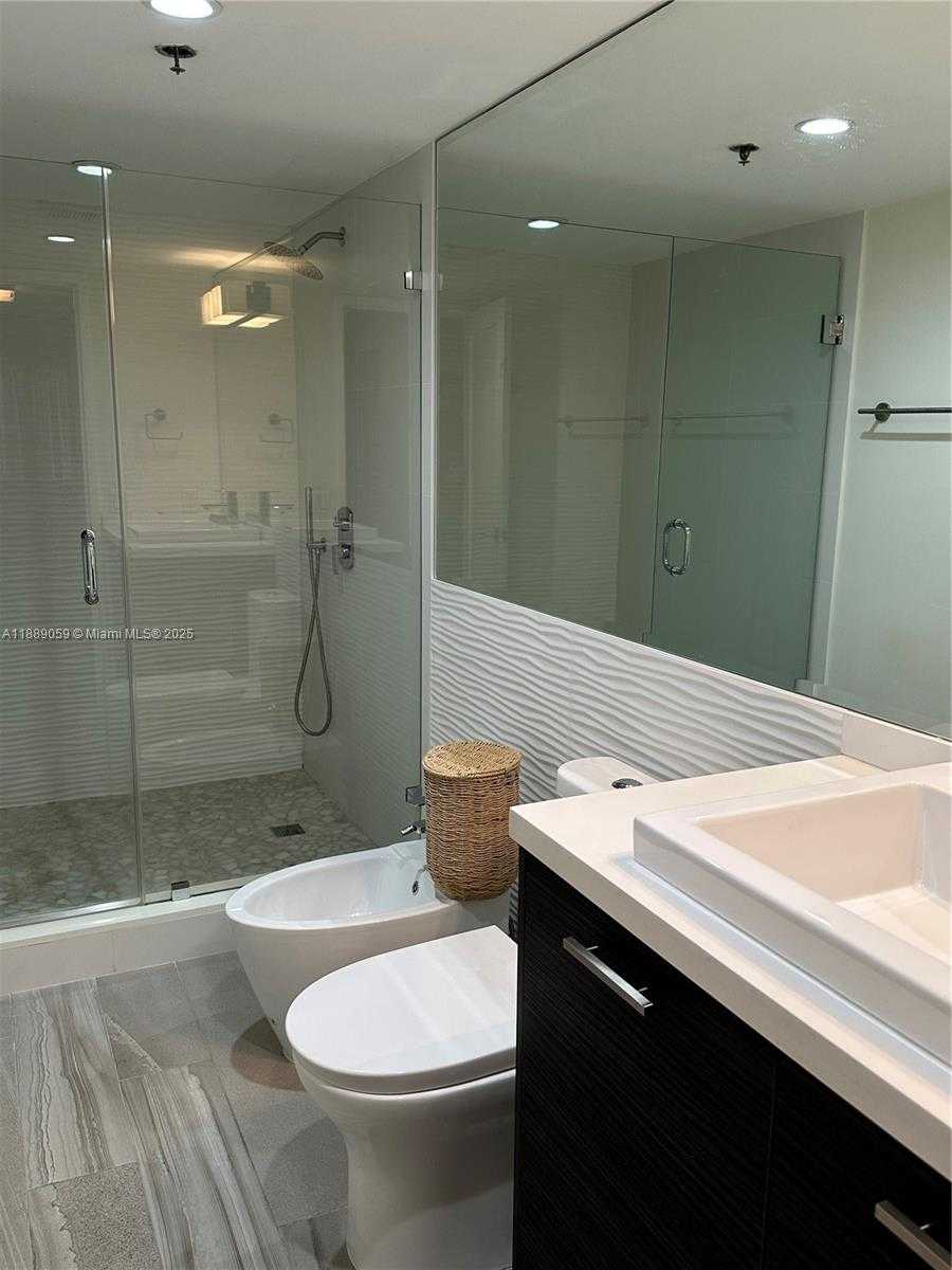 Small Image of 201 CRANDON BLVD #302, Key Biscayne Number 10