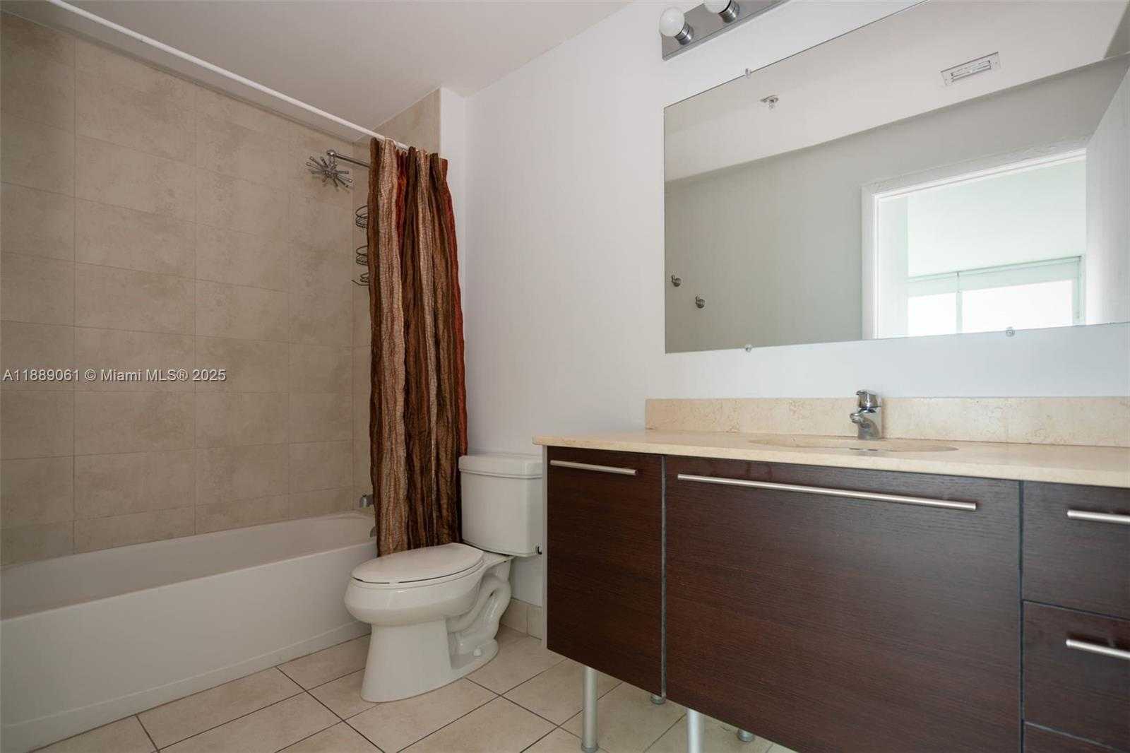 Small Image of 1900 NORTH BAYSHORE DR #2201, Miami Number 12