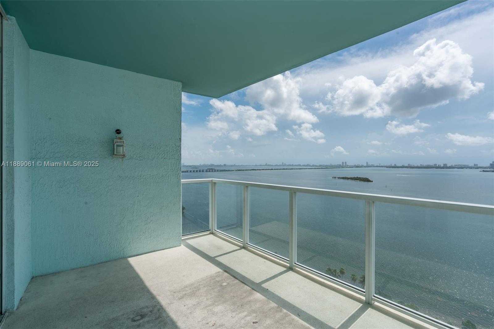 Small Image of 1900 NORTH BAYSHORE DR #2201, Miami Number 16