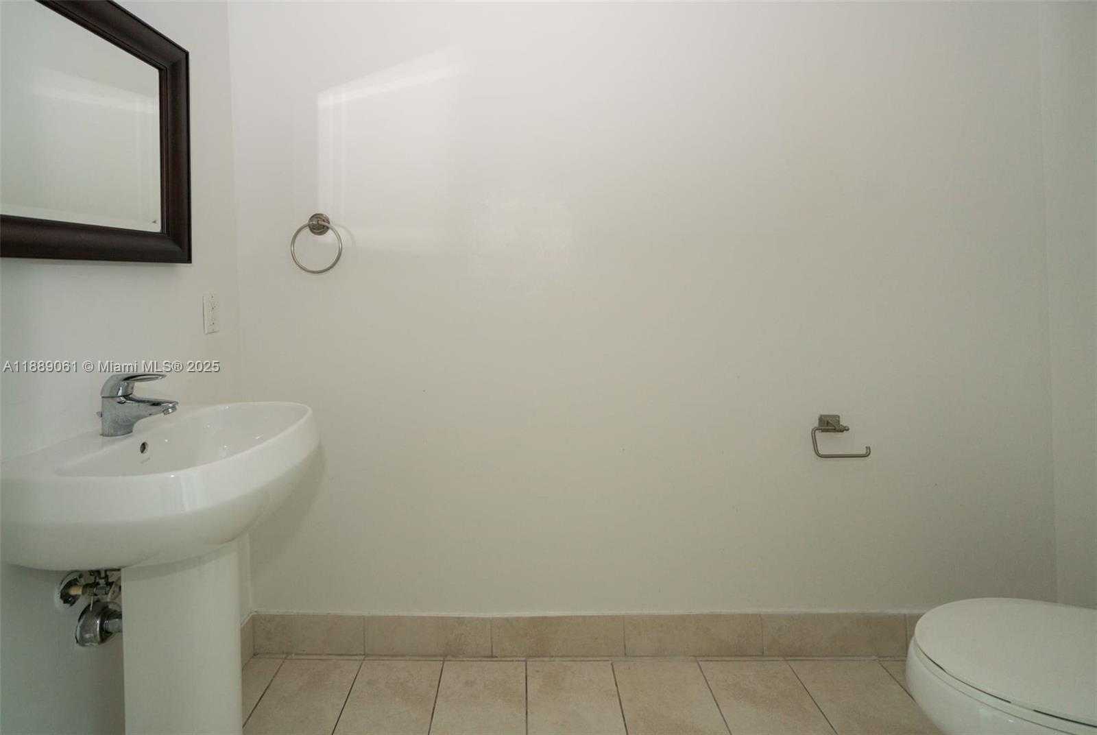 Small Image of 1900 NORTH BAYSHORE DR #2201, Miami Number 9