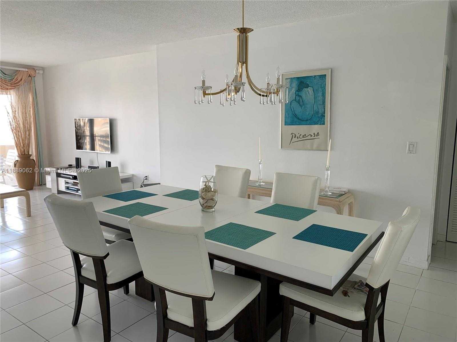 Small Image of 1950 SOUTH OCEAN DR #20M, Hallandale Beach Number 4