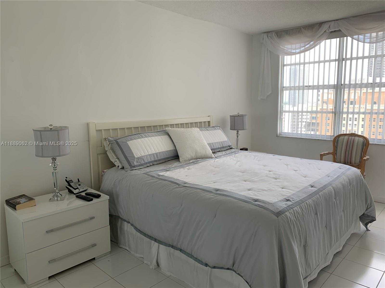 Small Image of 1950 SOUTH OCEAN DR #20M, Hallandale Beach Number 8