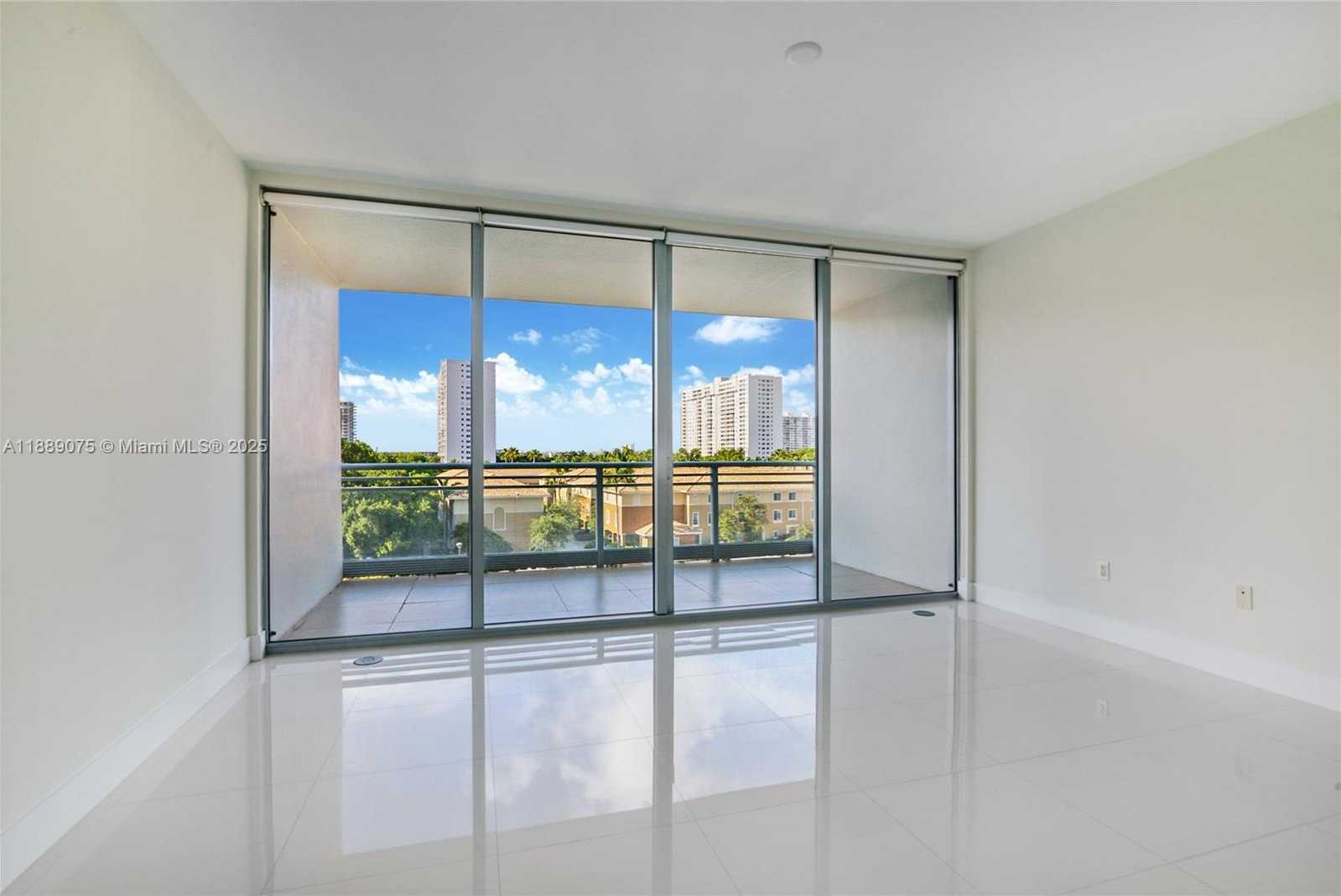 Small Image of 2950 NORTH EAST 188TH ST #309, Aventura Number 11