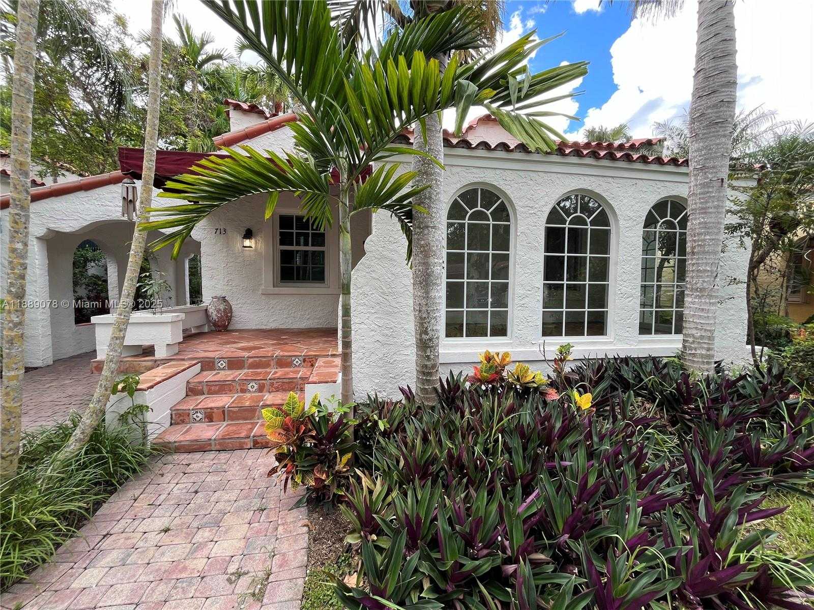 Small Image of 713 TIBIDABO AVE, Coral Gables Number 24