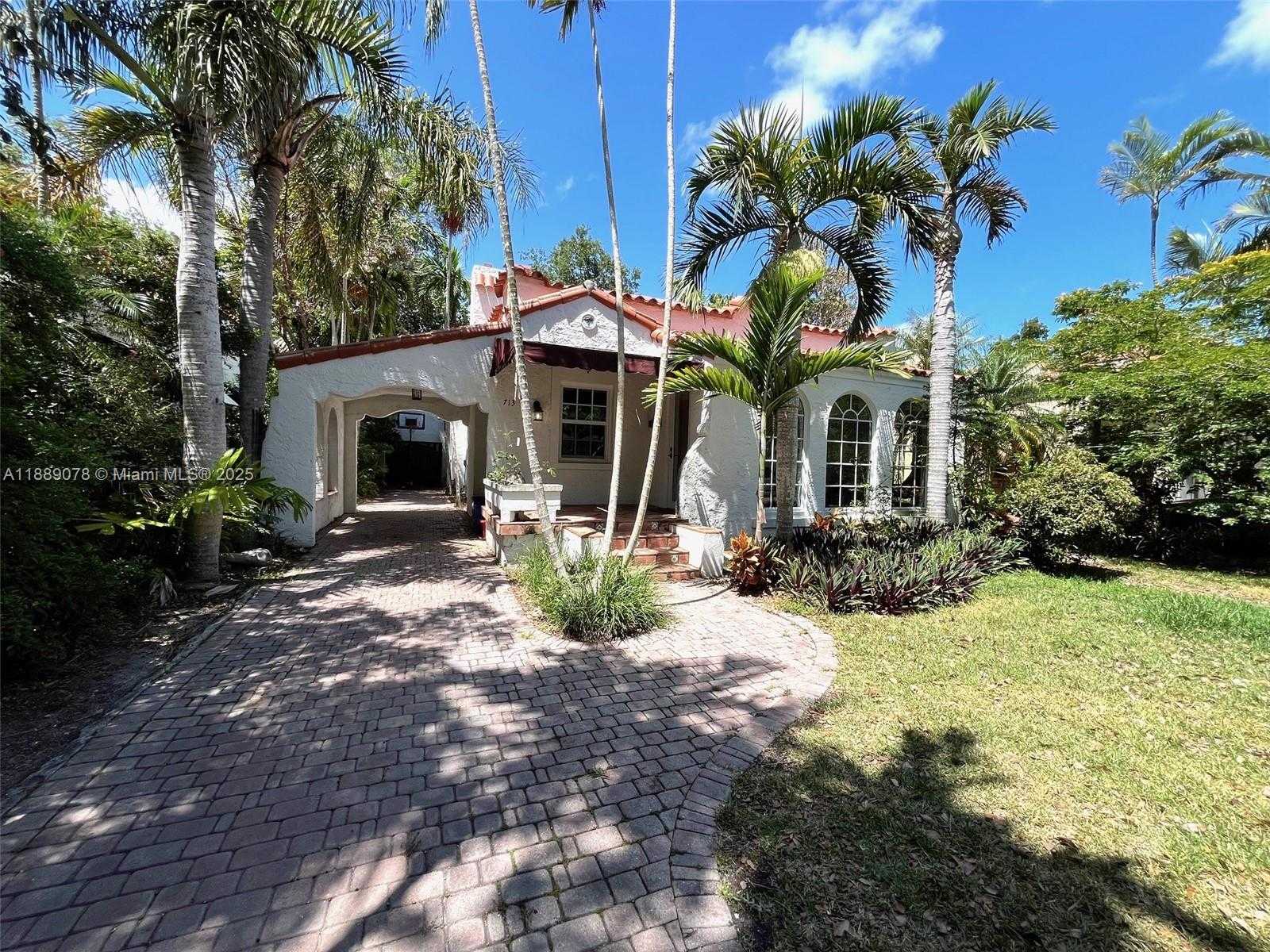 Small Image of 713 TIBIDABO AVE, Coral Gables Number 25
