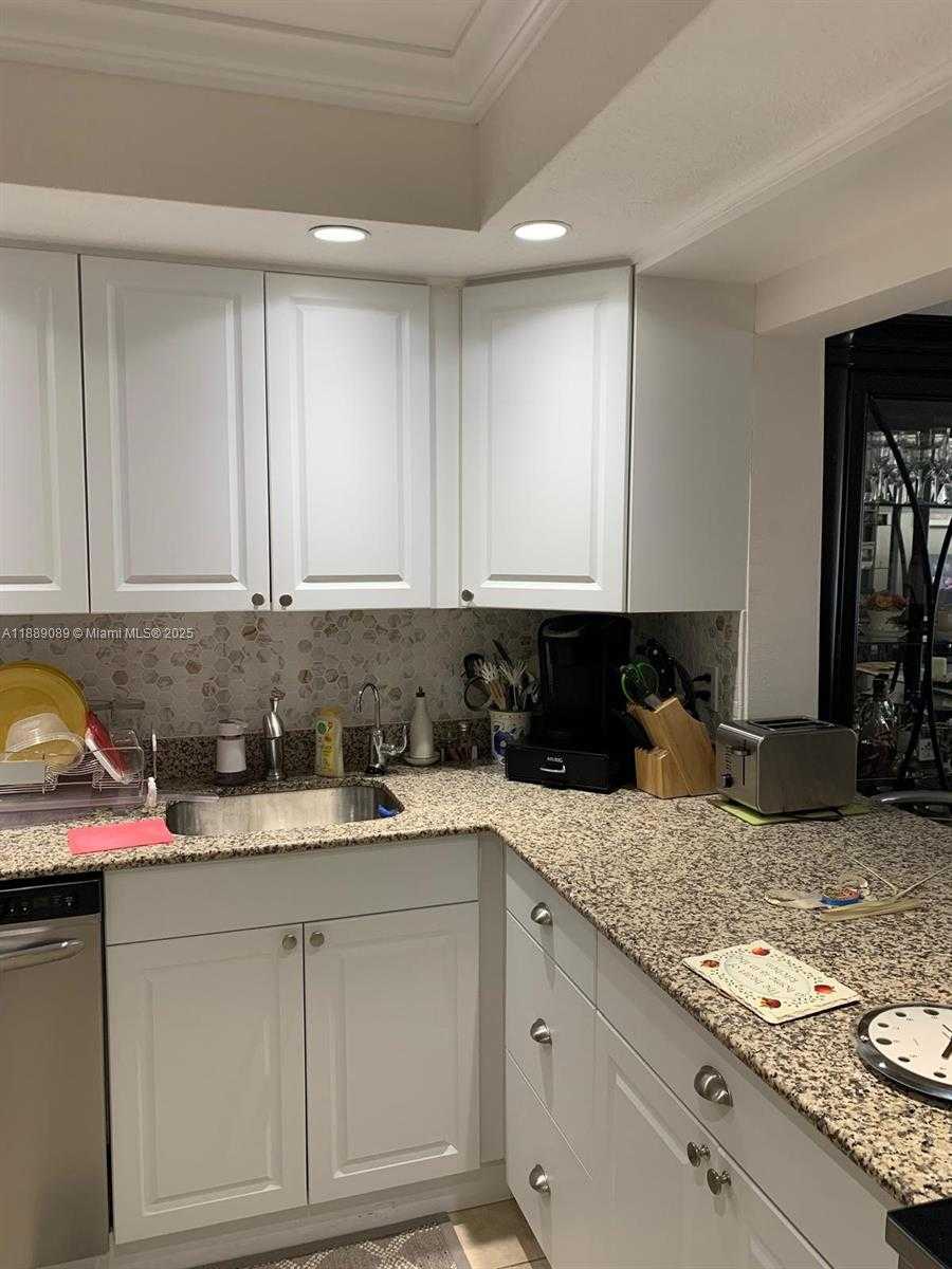 Small Image of 329 SOUTH EAST 3RD ST #305S, Hallandale Beach Number 11