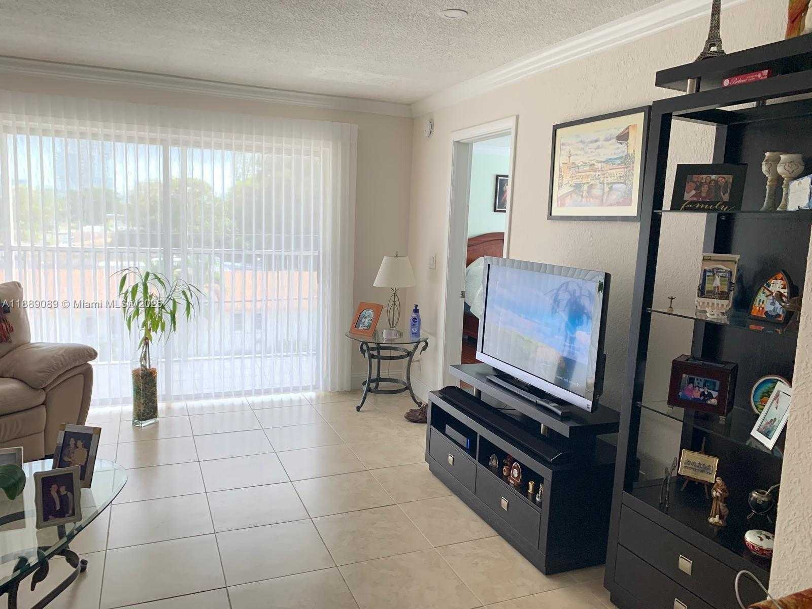 Small Image of 329 SOUTH EAST 3RD ST #305S, Hallandale Beach Number 7