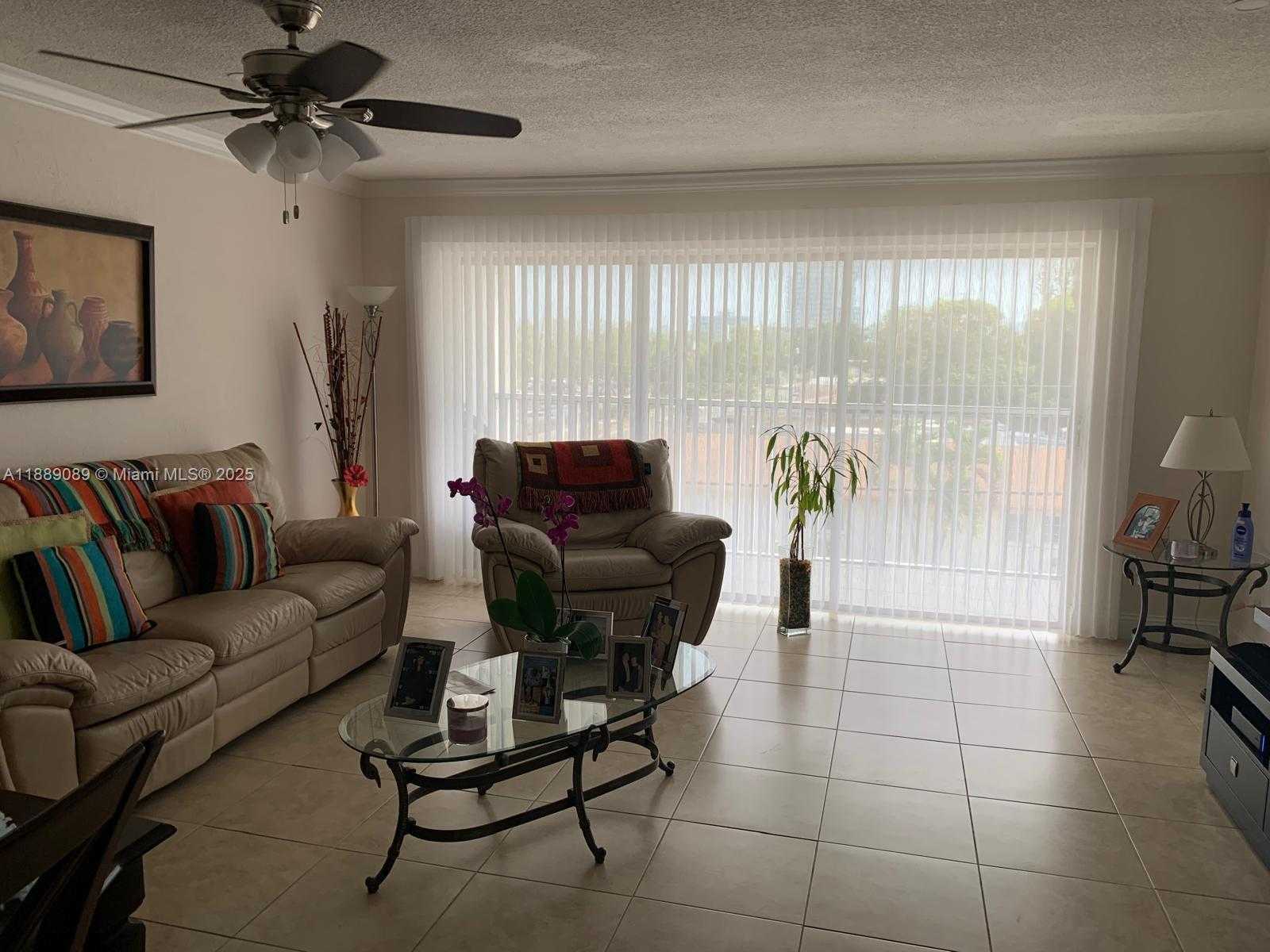 Small Image of 329 SOUTH EAST 3RD ST #305S, Hallandale Beach Number 9