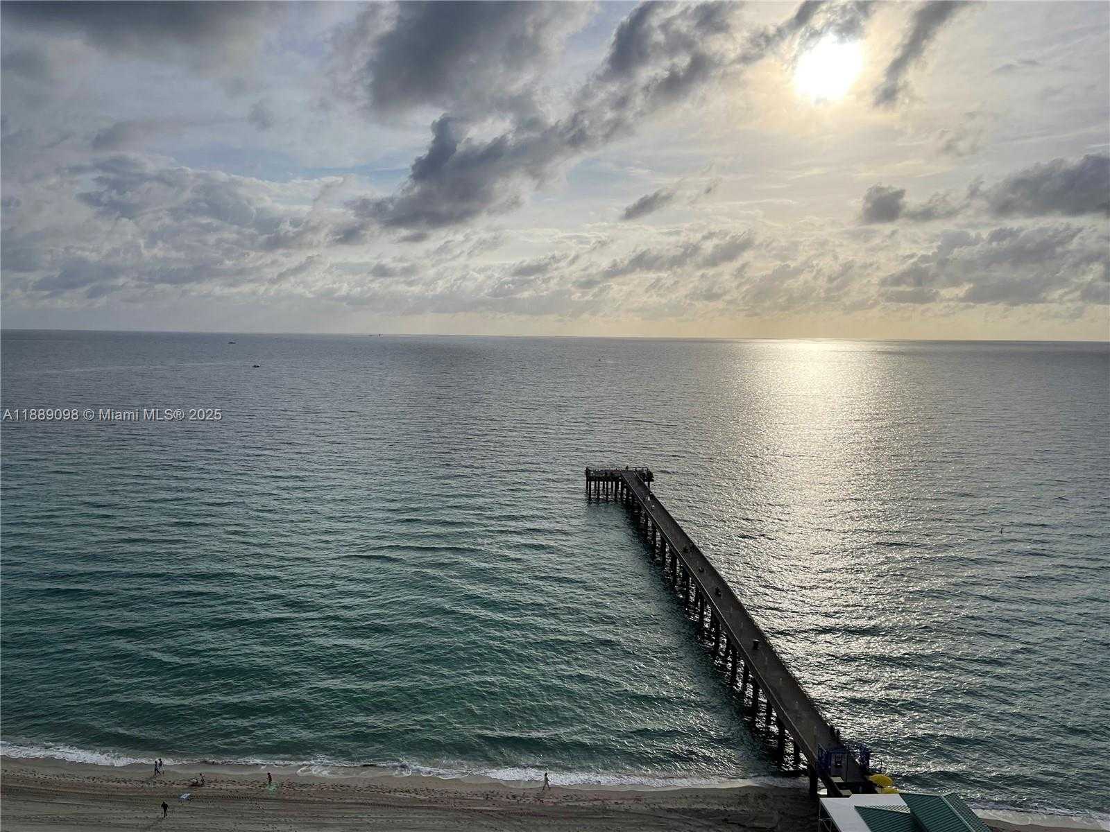 Small Image of Sunny Isles Beach Number 12