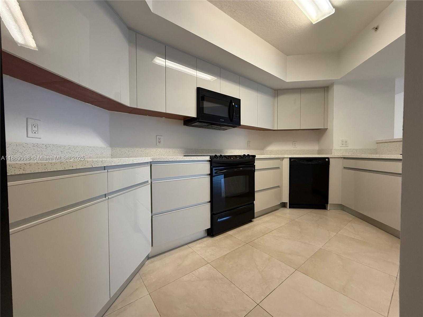 Small Image of Sunny Isles Beach Number 19