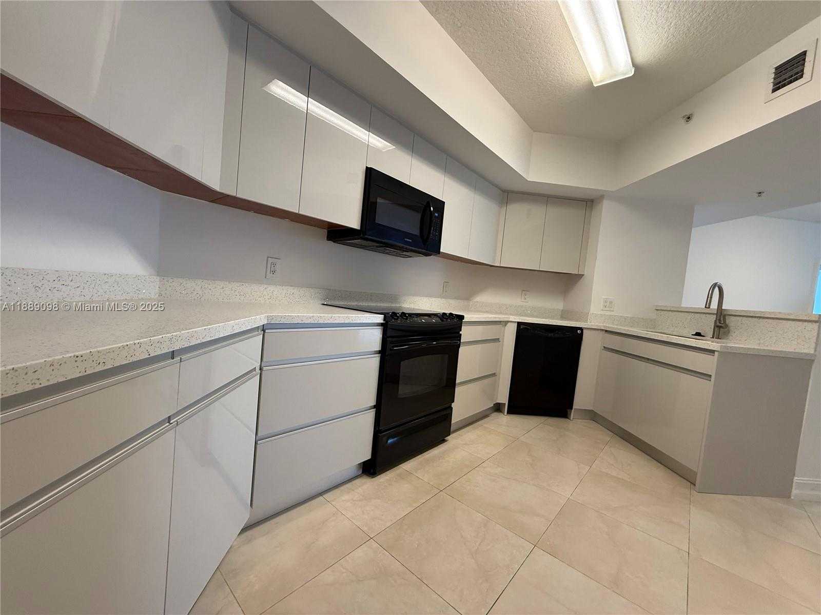 Small Image of Sunny Isles Beach Number 20