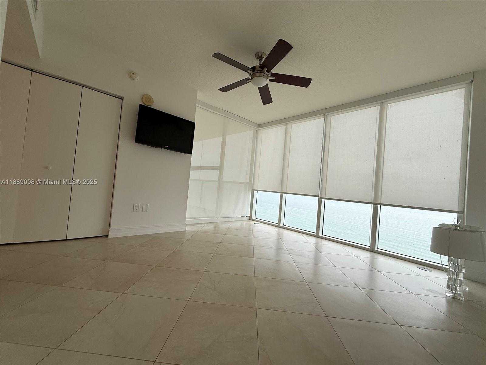 Small Image of Sunny Isles Beach Number 25