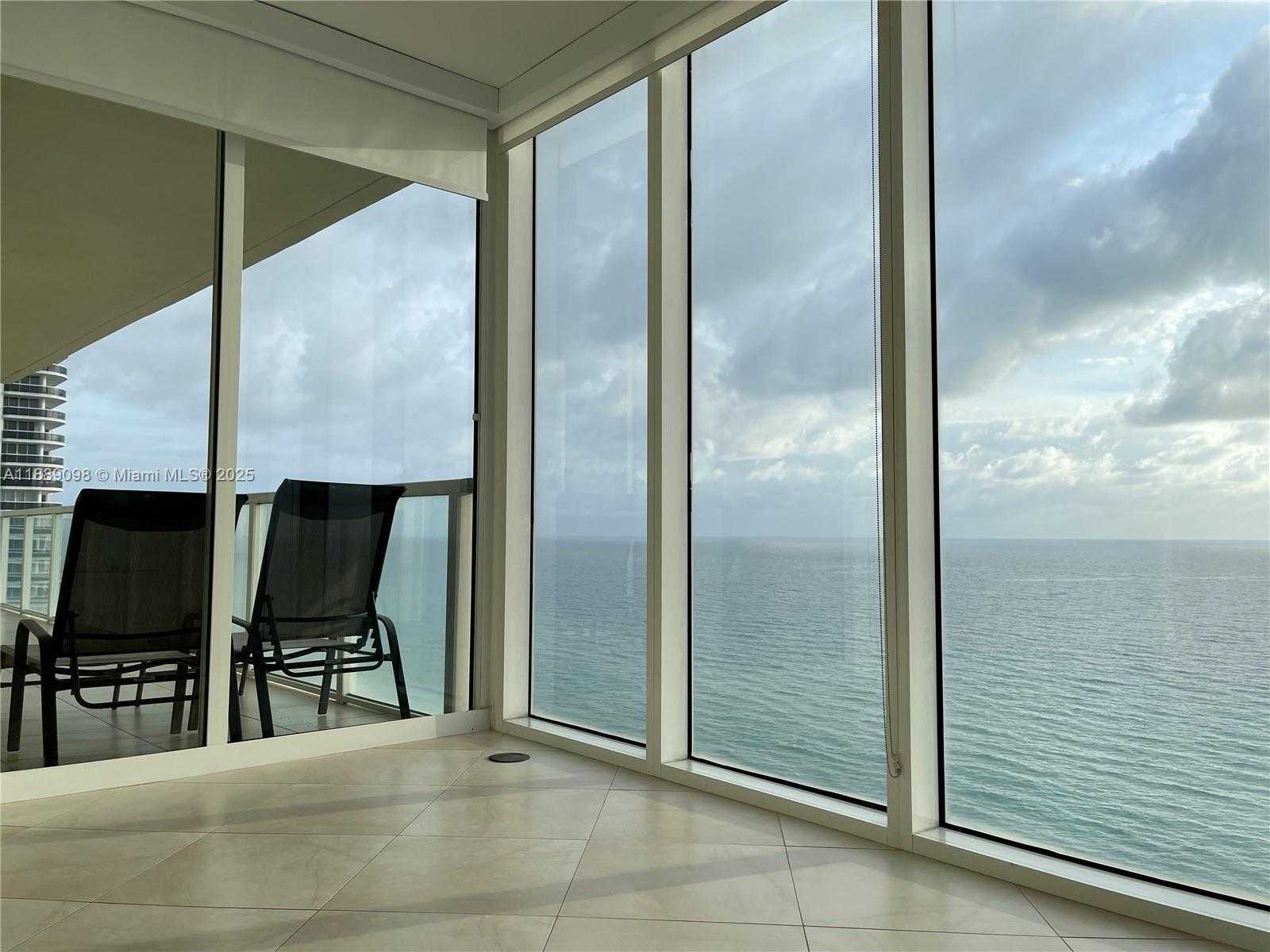Small Image of Sunny Isles Beach Number 9