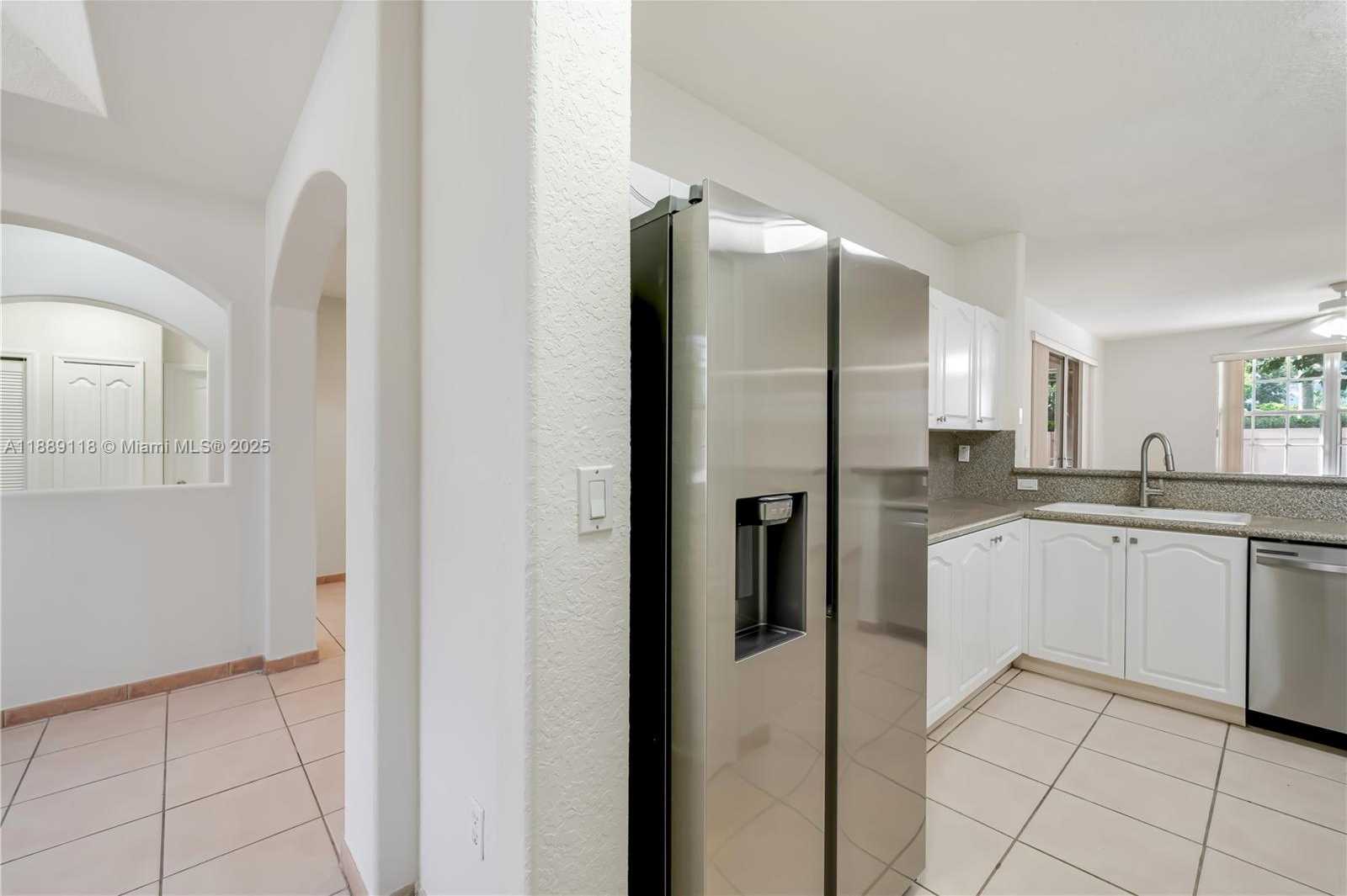 Small Image of 15470 SOUTH WEST 41ST TER, Miami Number 10