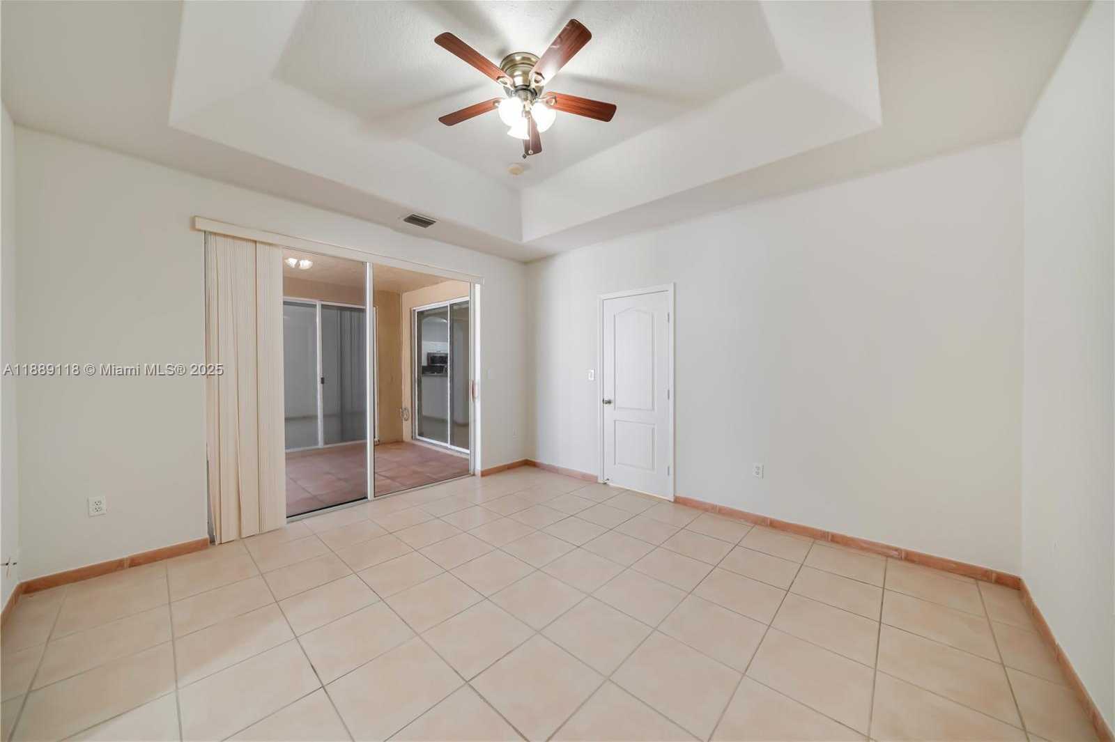 Small Image of 15470 SOUTH WEST 41ST TER, Miami Number 17