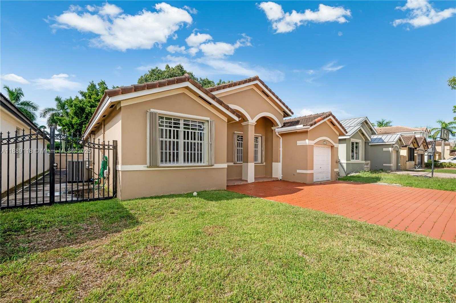 Small Image of 15470 SOUTH WEST 41ST TER, Miami Number 2