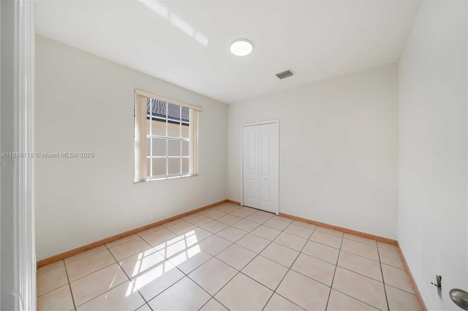 Small Image of 15470 SOUTH WEST 41ST TER, Miami Number 24