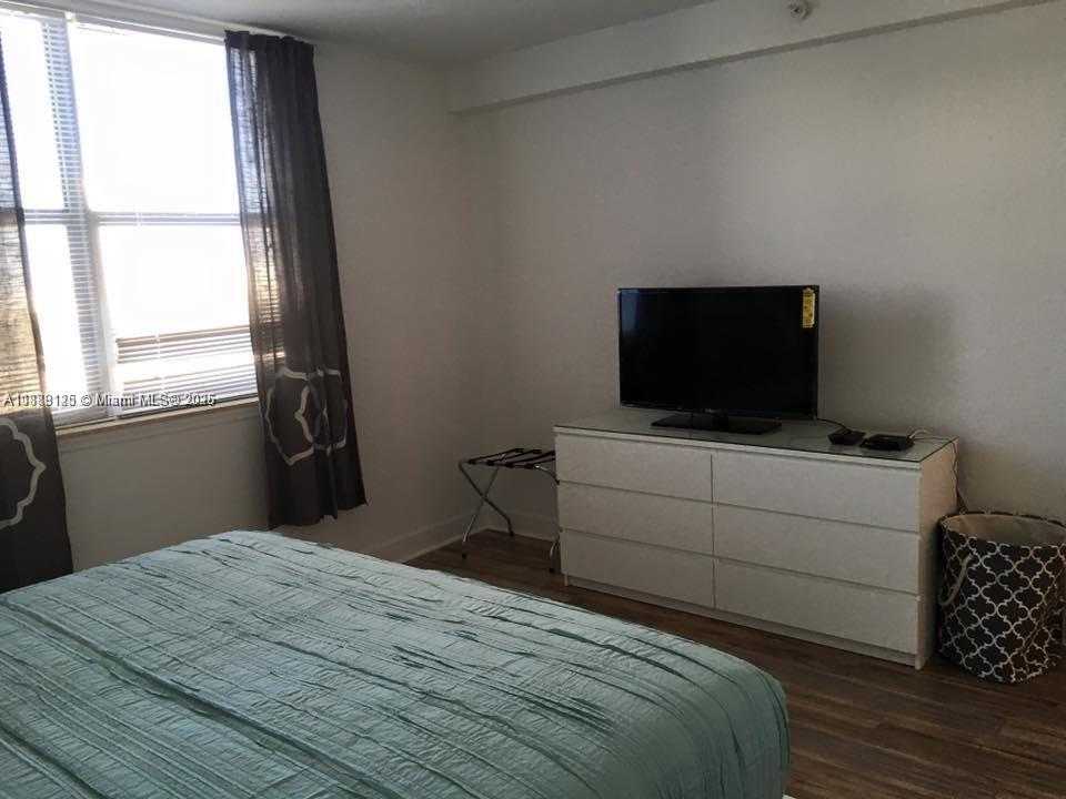 Small Image of 401 69TH ST #905, Miami Beach Number 12