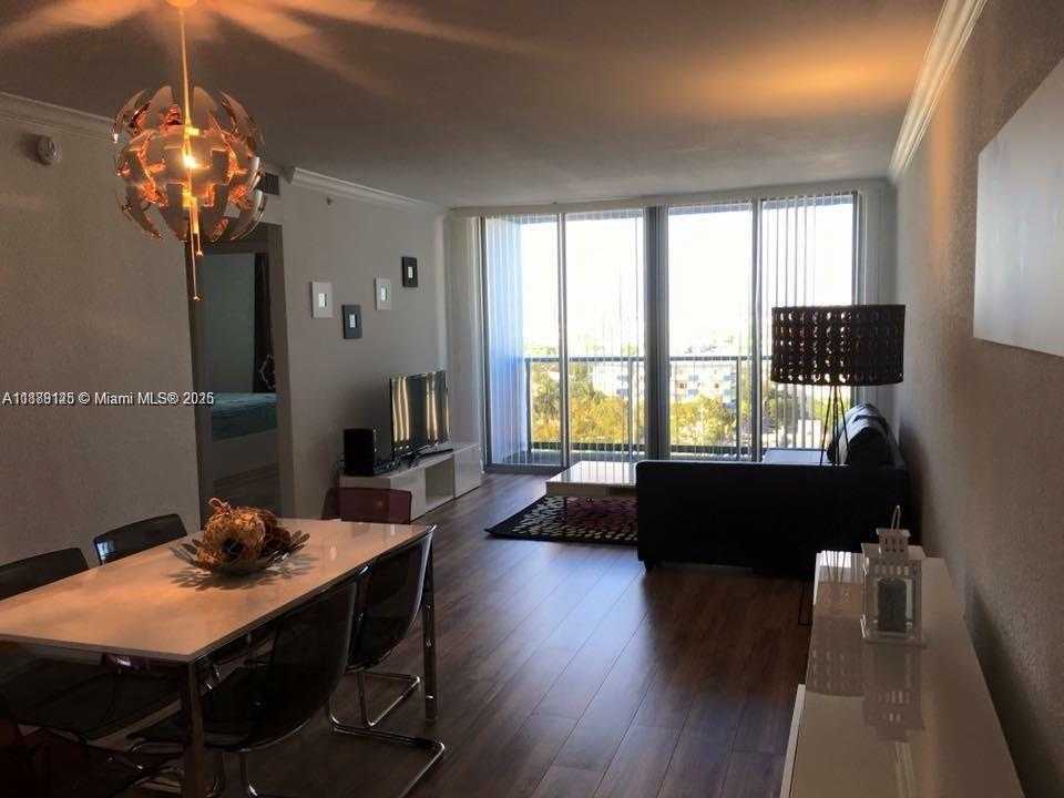 Small Image of 401 69TH ST #905, Miami Beach Number 2