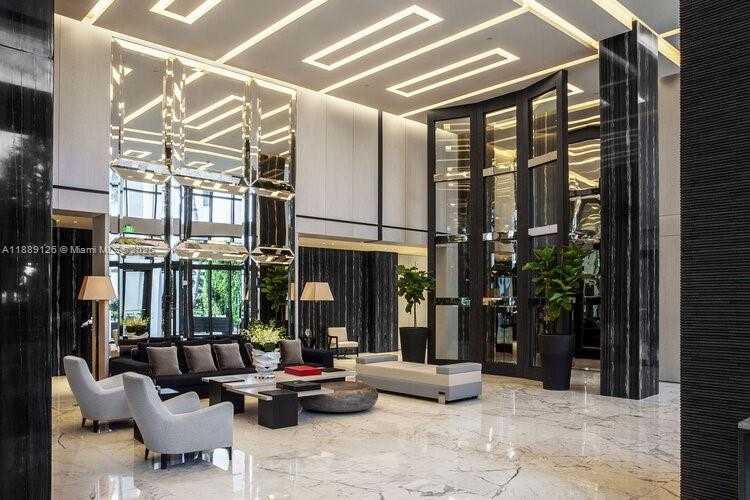Small Image of 50 SOUTH POINTE DR #805, Miami Beach Number 17