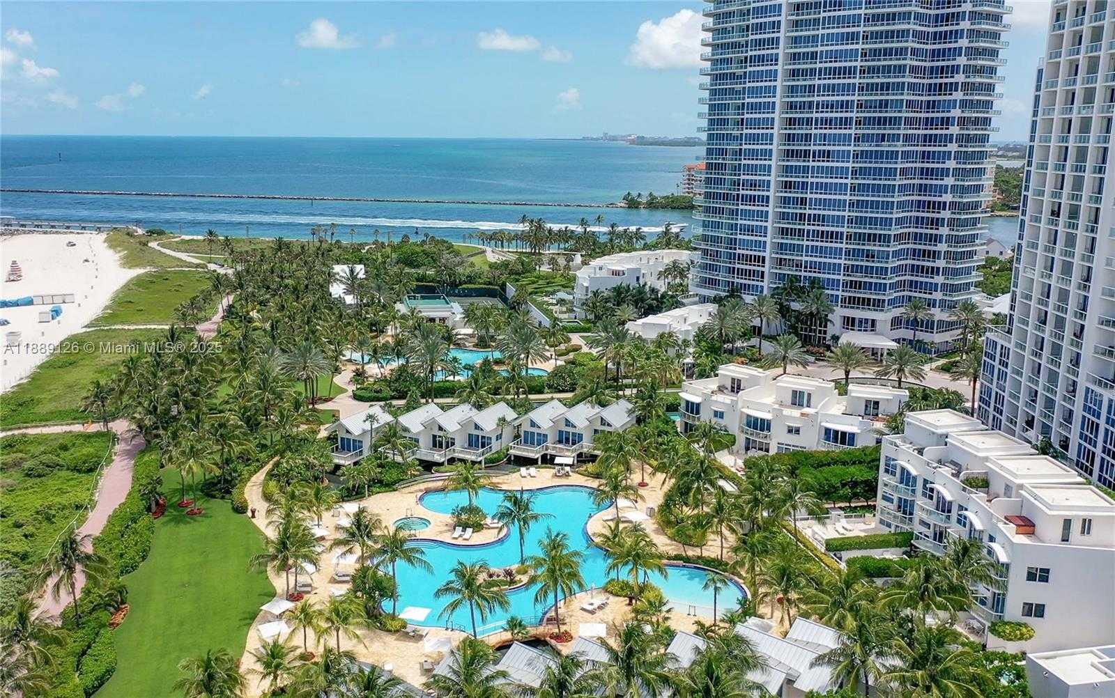 Small Image of 50 SOUTH POINTE DR #805, Miami Beach Number 23