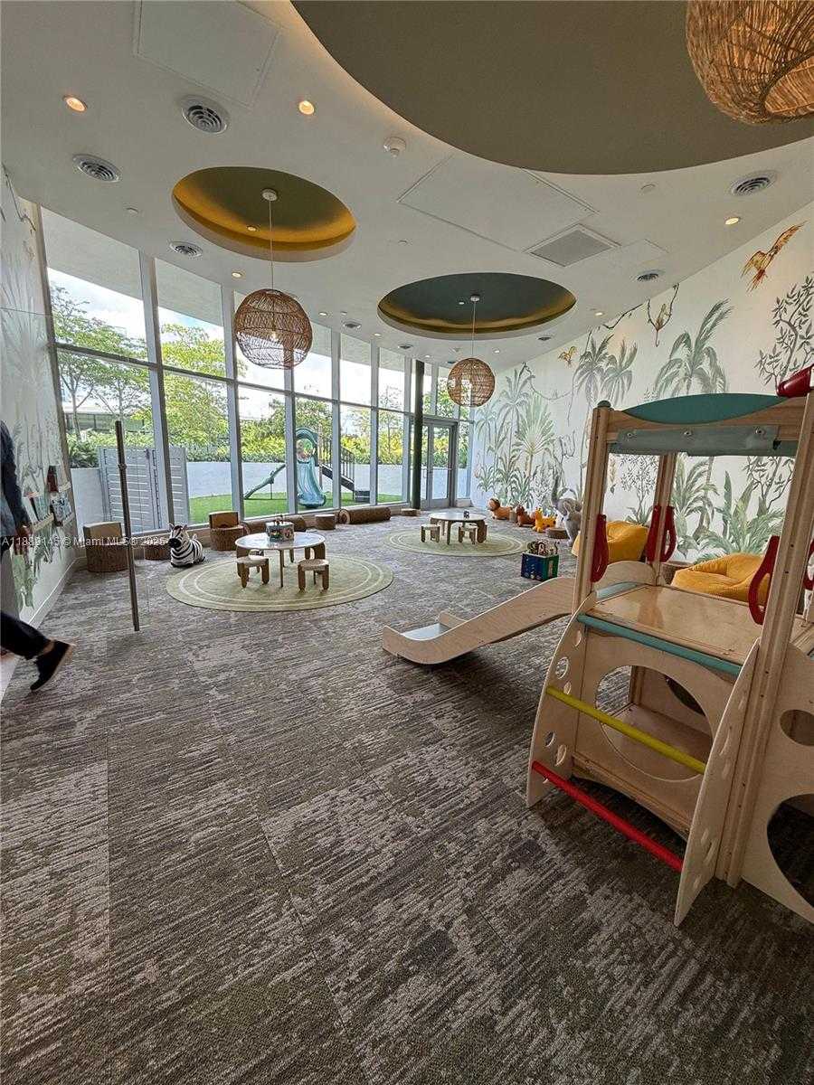 Small Image of 700 NORTH EAST 24TH ST #1202, Miami Number 21