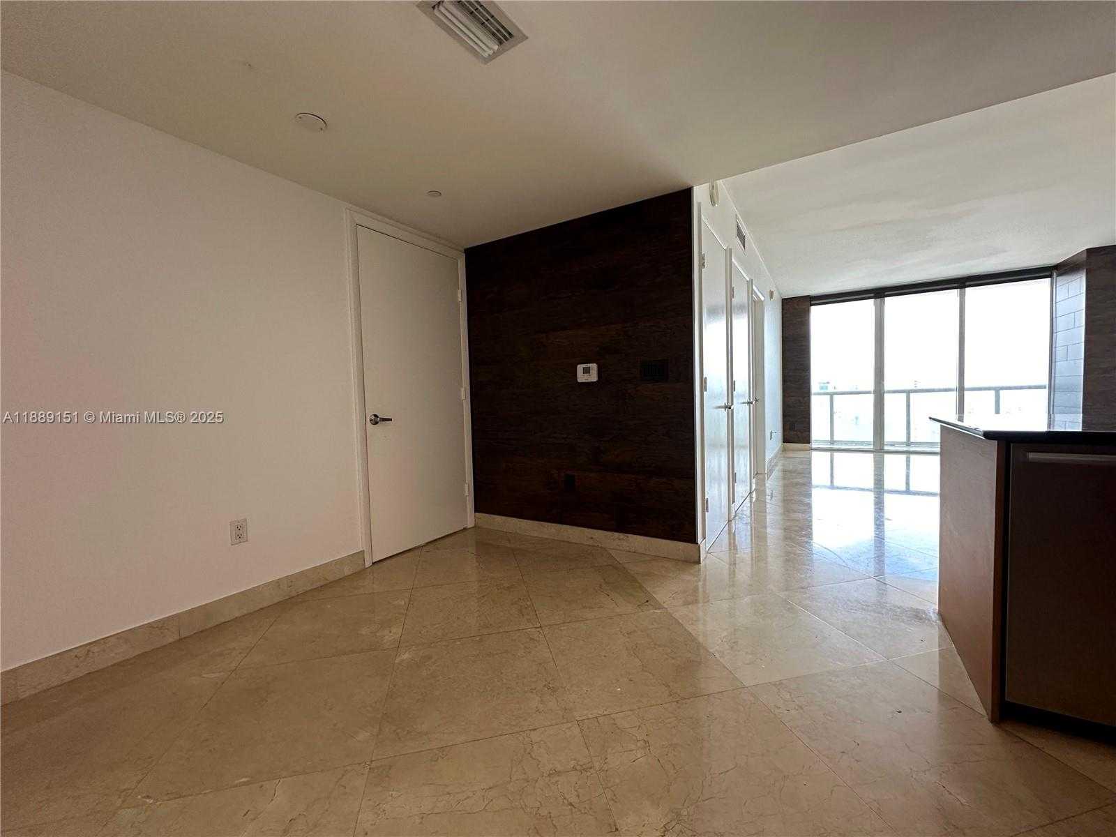 Small Image of 50 BISCAYNE BLVD #4305, Miami Number 20