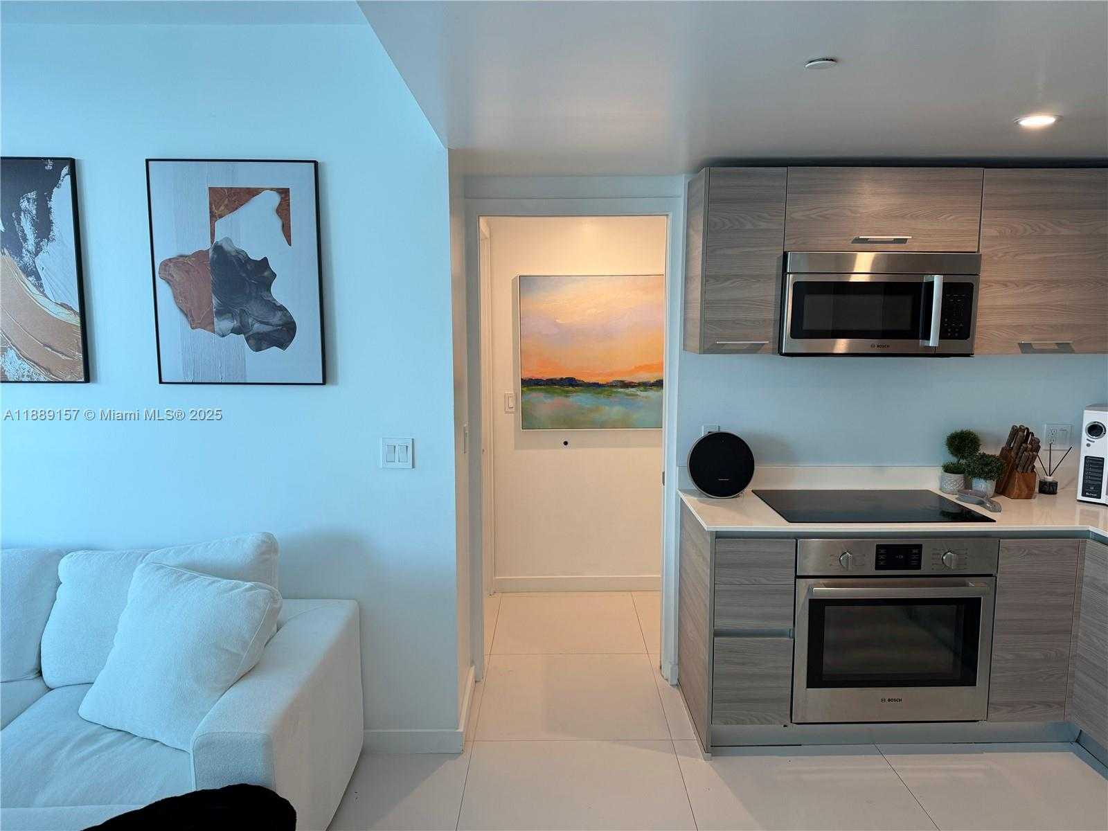 Small Image of 1300 SOUTH MIAMI AVE #3107, Miami Number 6