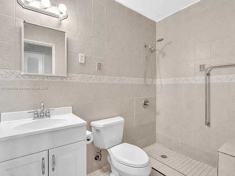 Small Image of 1451 NORTH EAST 170TH ST #201A, North Miami Beach Number 6