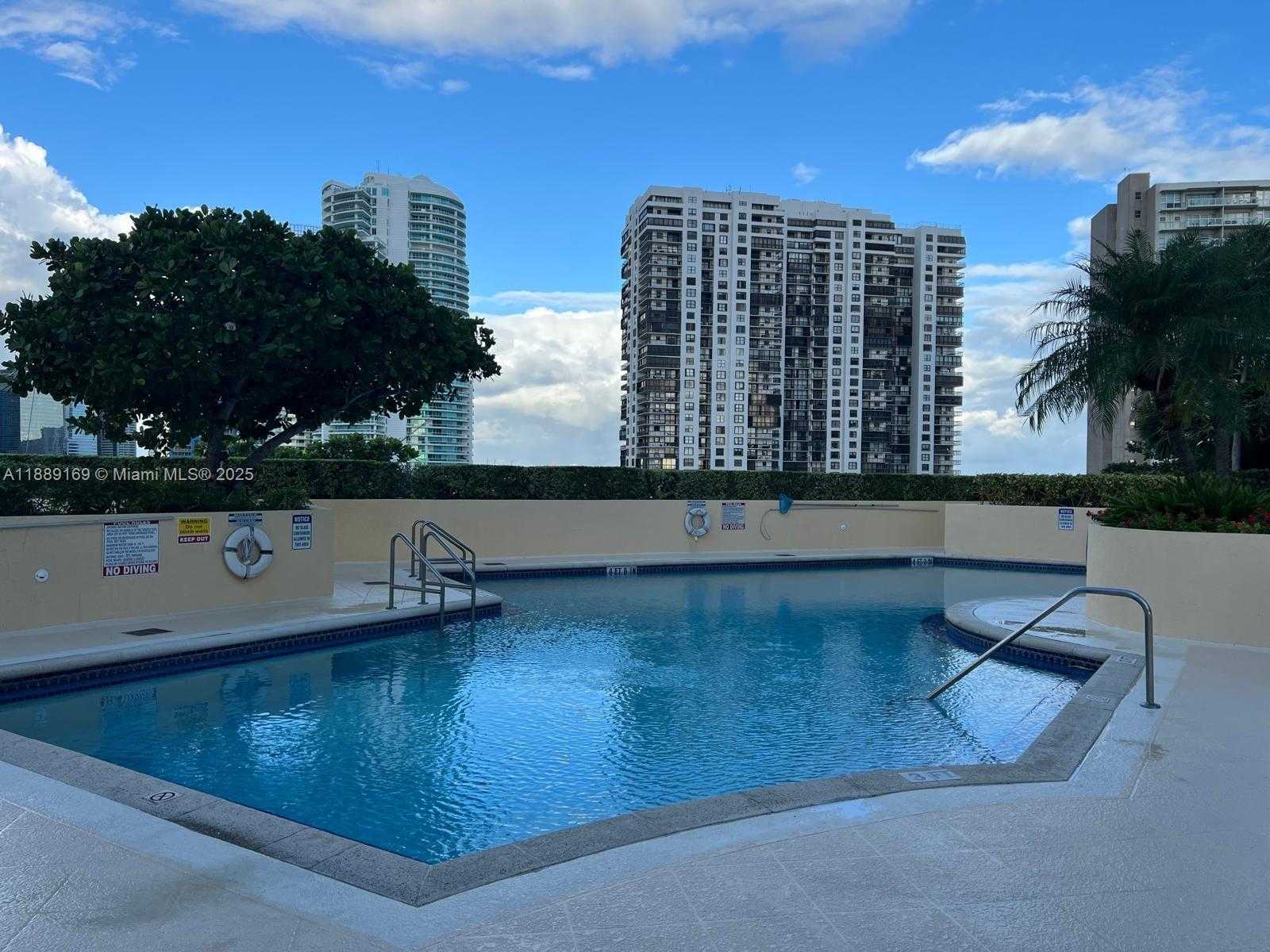 Small Image of 2475 BRICKELL AVE #1509, Miami Number 14