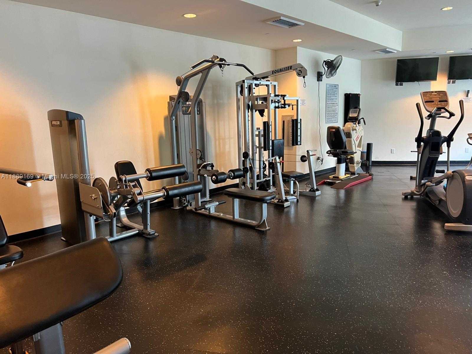 Small Image of 2475 BRICKELL AVE #1509, Miami Number 21