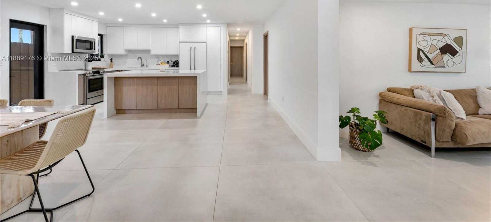 Small Image of 420 SOUTH WEST 19TH RD, Miami Number 9