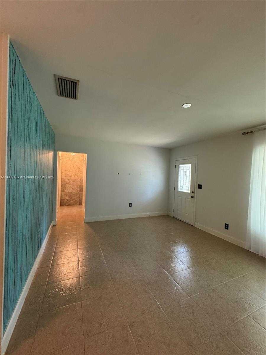 Small Image of 11780 SOUTH WEST 81ST RD #11780, Pinecrest Number 12