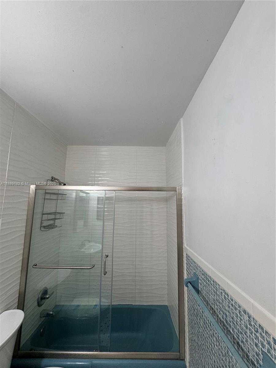 Small Image of 11780 SOUTH WEST 81ST RD #11780, Pinecrest Number 21