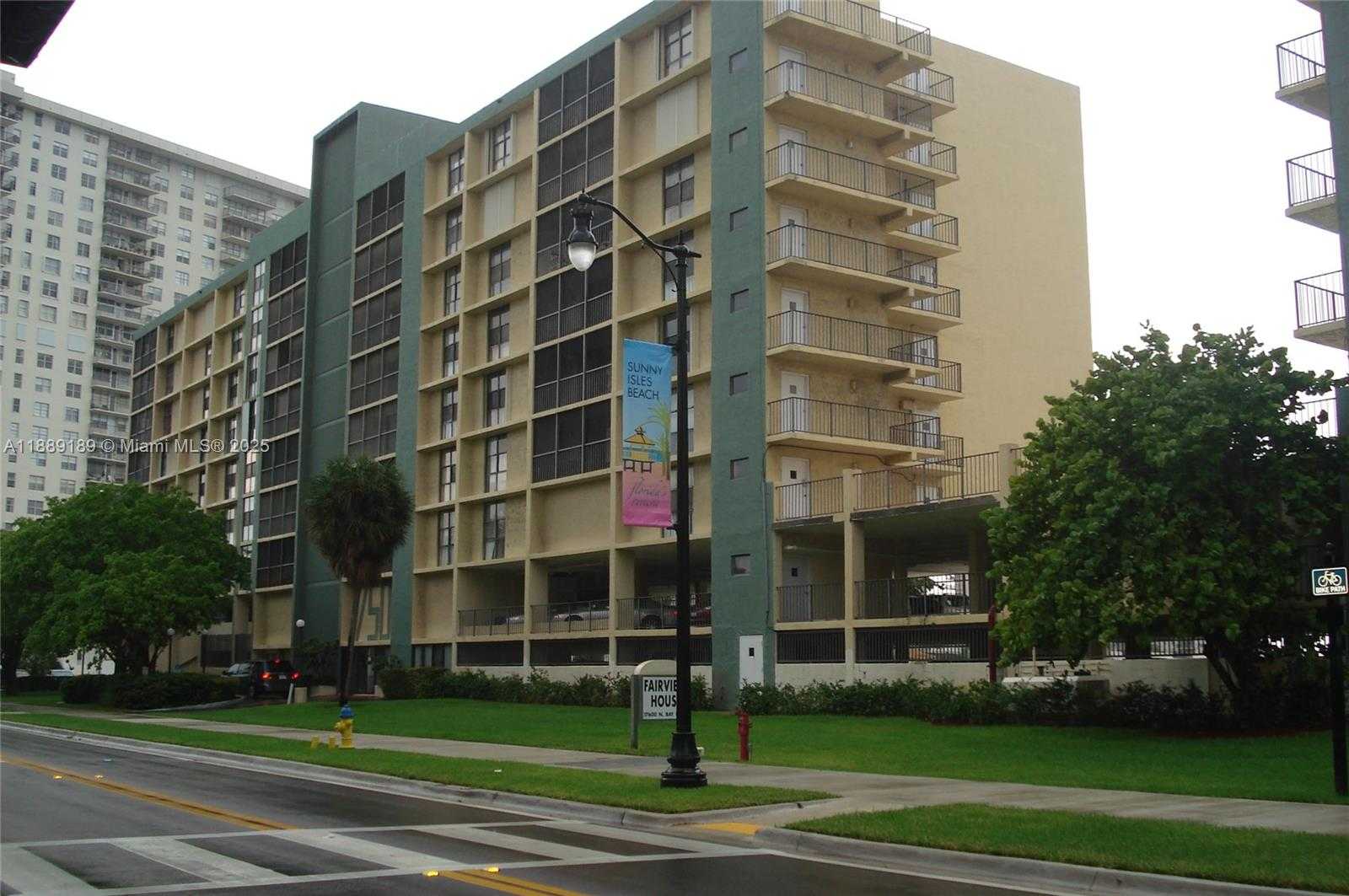 Small Image of 17500 NORTH BAY RD #S604, Sunny Isles Beach Number 2