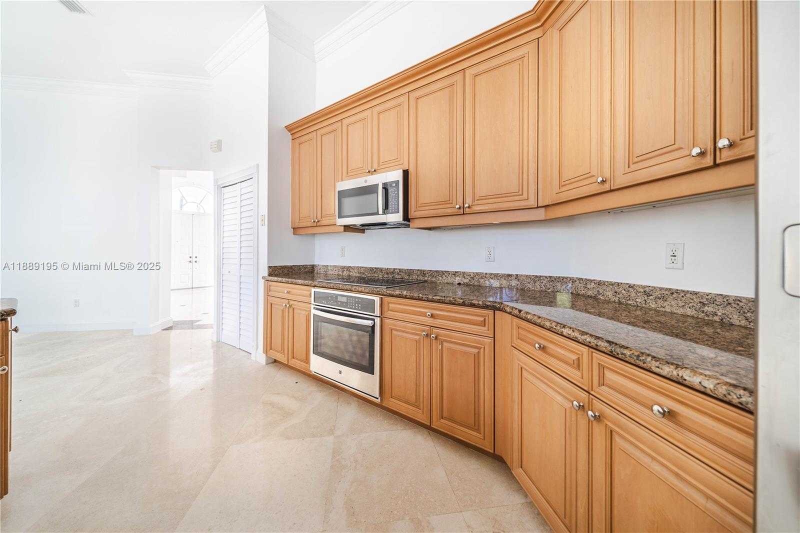 Small Image of 3975 194TH TRL #3975, Sunny Isles Beach Number 17